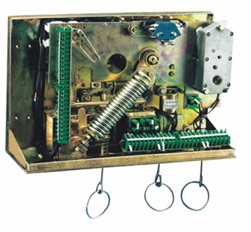 SF6高压断路器弹簧操作机构常见故障处理.jpg